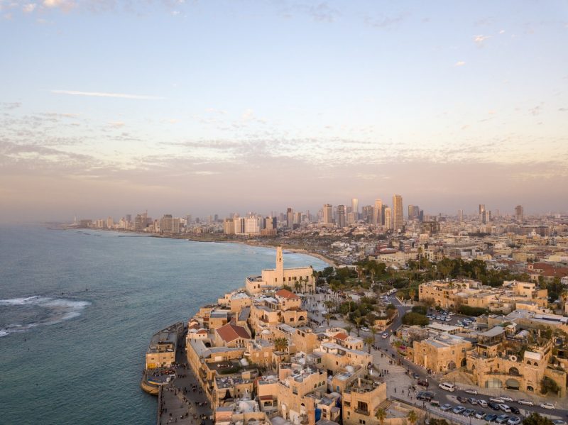 بورصة تل ابيب سقوط اسهم البنوك والنفط وانهيار السياحة موقع